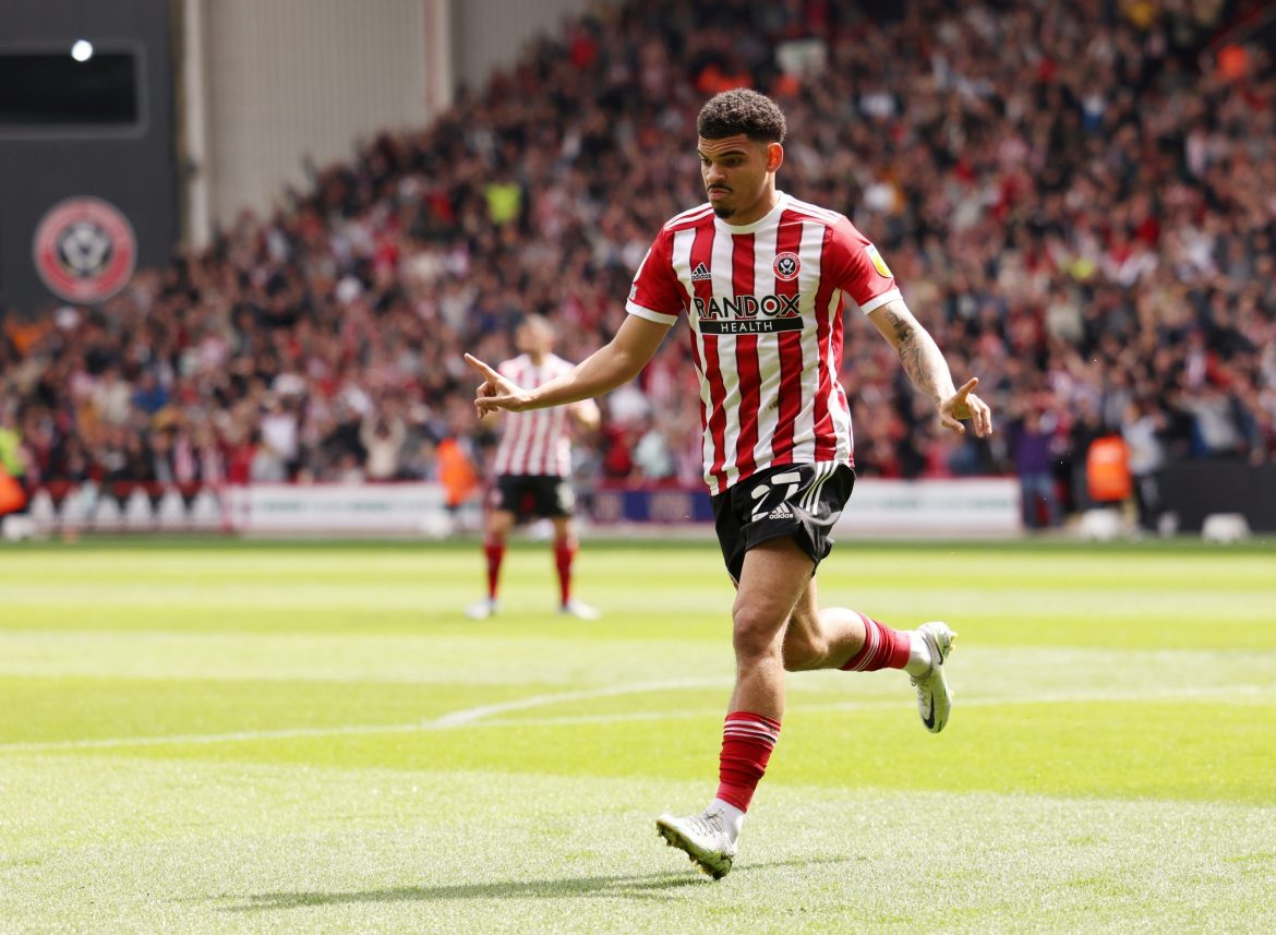Wolves set out transfer priority