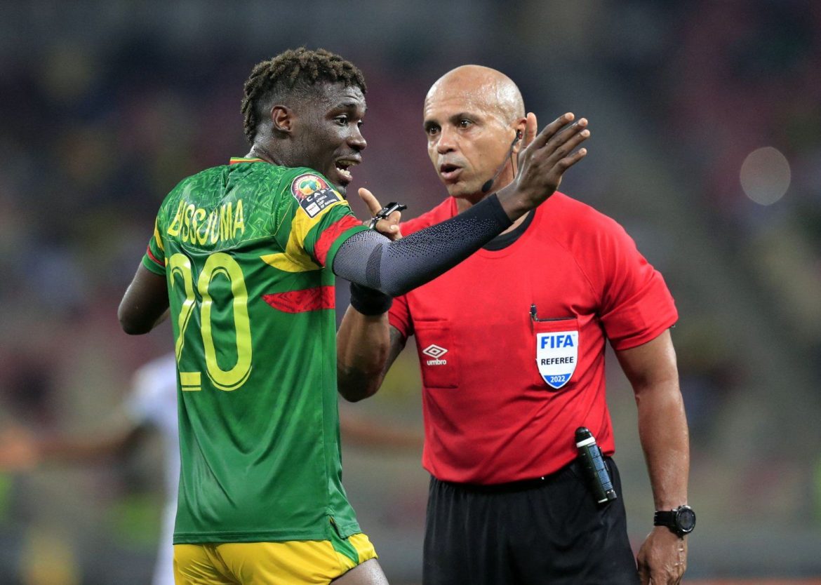 Aston Villa pushing for Yves Bissouma