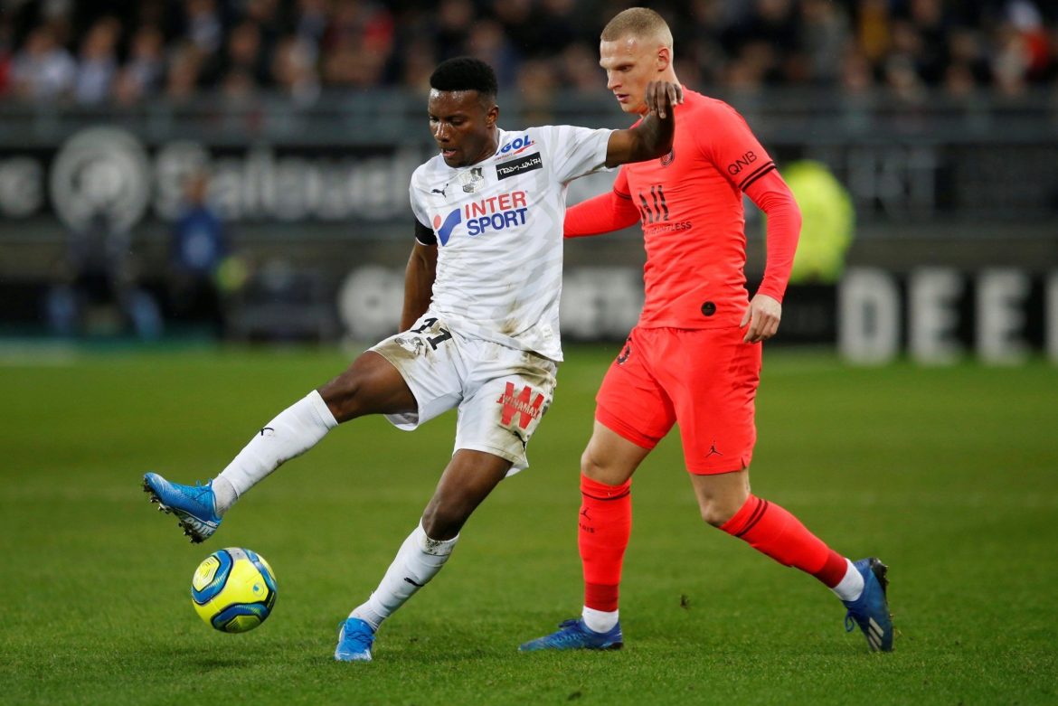 Celtic could land "exceptional" Mitchel Bakker with second bid
